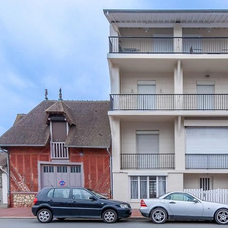 2-Bedroom Apartment With Balcony Near Hippodrome Deauville Dış mekan fotoğraf